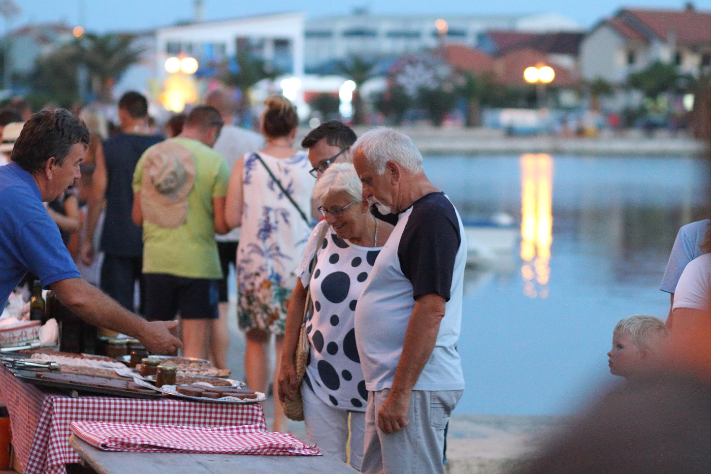 Gastro manifestacija “Bibinjski gušti” – druga večer Gastro manifestacija “Bibinjski gušti” – druga večer