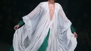 U trgovackom centru West gate sinoc zapoceo modni dogadjaj Nivea Cro A Porter. U trgovackom centru West gate sinoc zapoceo modni dogadjaj Nivea Cro A Porter.