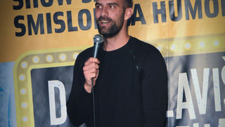 Ivan Šarić u Famous baru