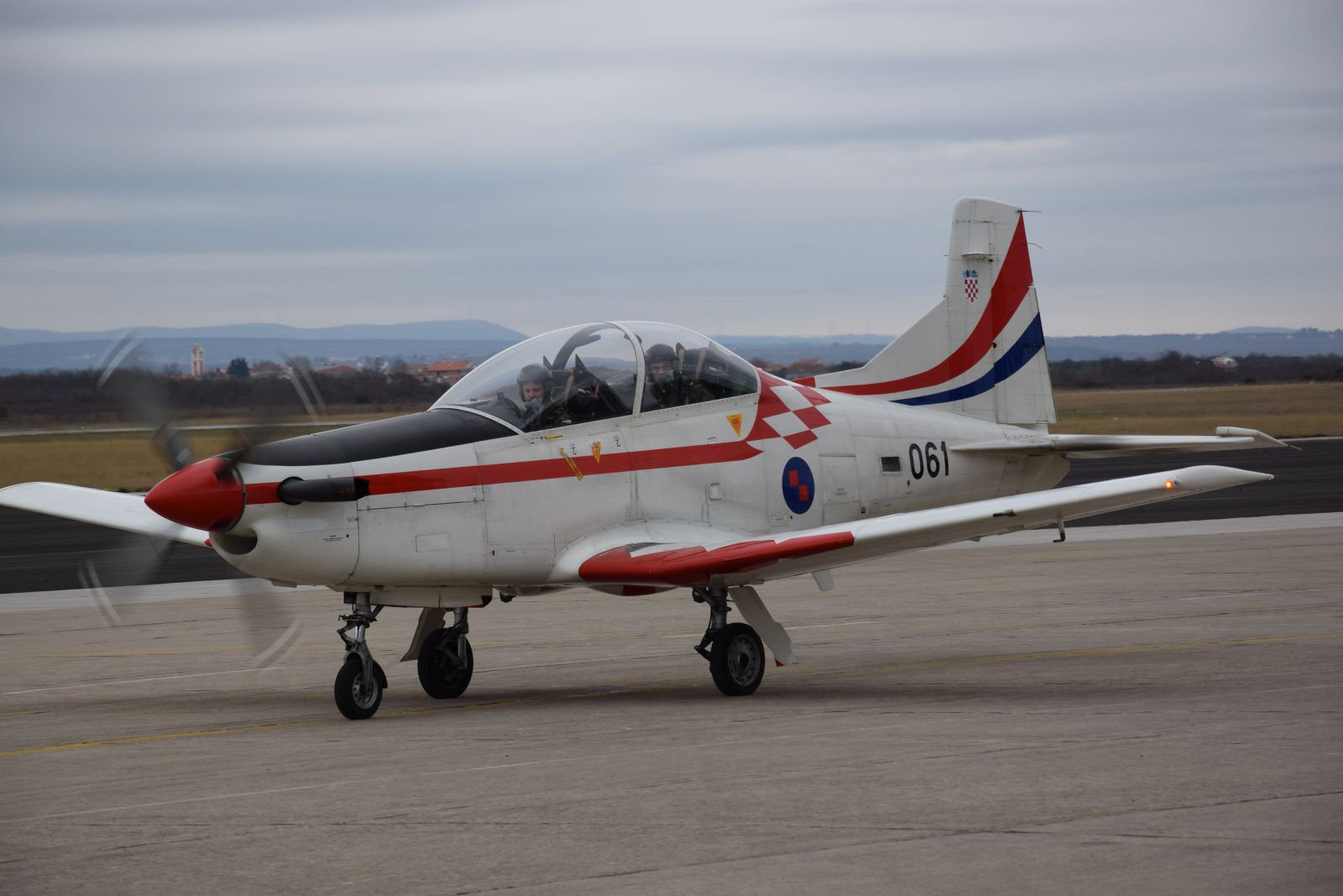 Polaznici Zimske škole u posjeti vojarni “Pukovnik Mirko Vukušić” u Zemuniku