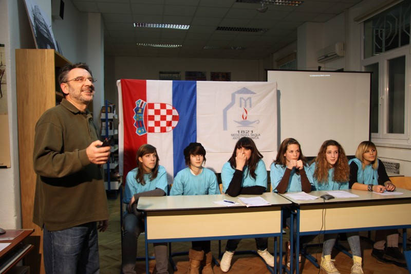 Prezentacija ucenica Medicinske skole Ante Kuzmanica na Megaconference Jr. 2010, Foto: Antonela Vitlov