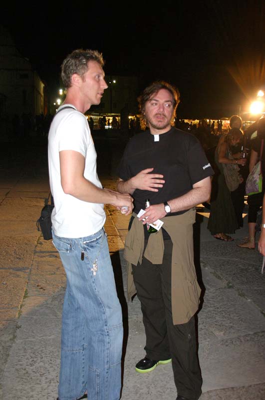 Image 1175047 (auto)