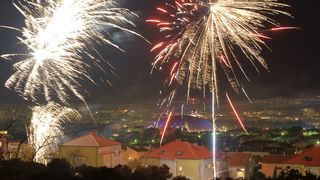 Zadarski doček Nove godine uz veliki vatromet Zadarski doček Nove godine uz veliki vatromet
