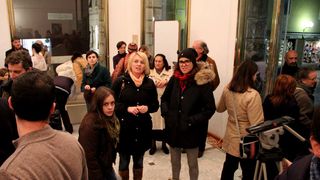 Glazbeno-plesni performans “Ona koja nosi”, foto: Iva Perinčić Glazbeno-plesni performans “Ona koja nosi”, foto: Iva Perinčić