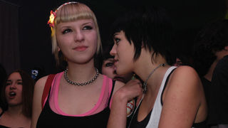 Rising Dream u klubu Satir