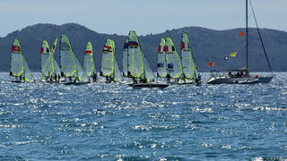 Jedrenje: SP klase 49er – drugi dan 8. svibnnja 2012, Foto: Leonard Kvarantan Jedrenje: SP klase 49er – drugi dan 8. svibnnja 2012, Foto: Leonard Kvarantan