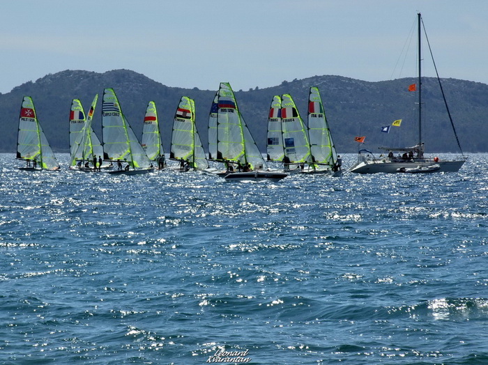 Jedrenje: SP klase 49er – drugi dan 8. svibnnja 2012, Foto: Leonard Kvarantan Jedrenje: SP klase 49er – drugi dan 8. svibnnja 2012, Foto: Leonard Kvarantan