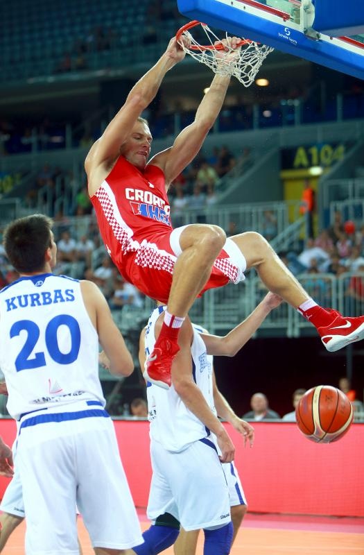 Arena Zagreb, Zagreb – Pripremni turnir za EuroBasket 2015., Hrvatska – Estonija. Photo: Igor Kralj i Marko Lukunic/PIXSELL Arena Zagreb, Zagreb – Pripremni turnir za EuroBasket 2015., Hrvatska – Estonija. Photo: Igor Kralj i Marko Lukunic/PIXSELL