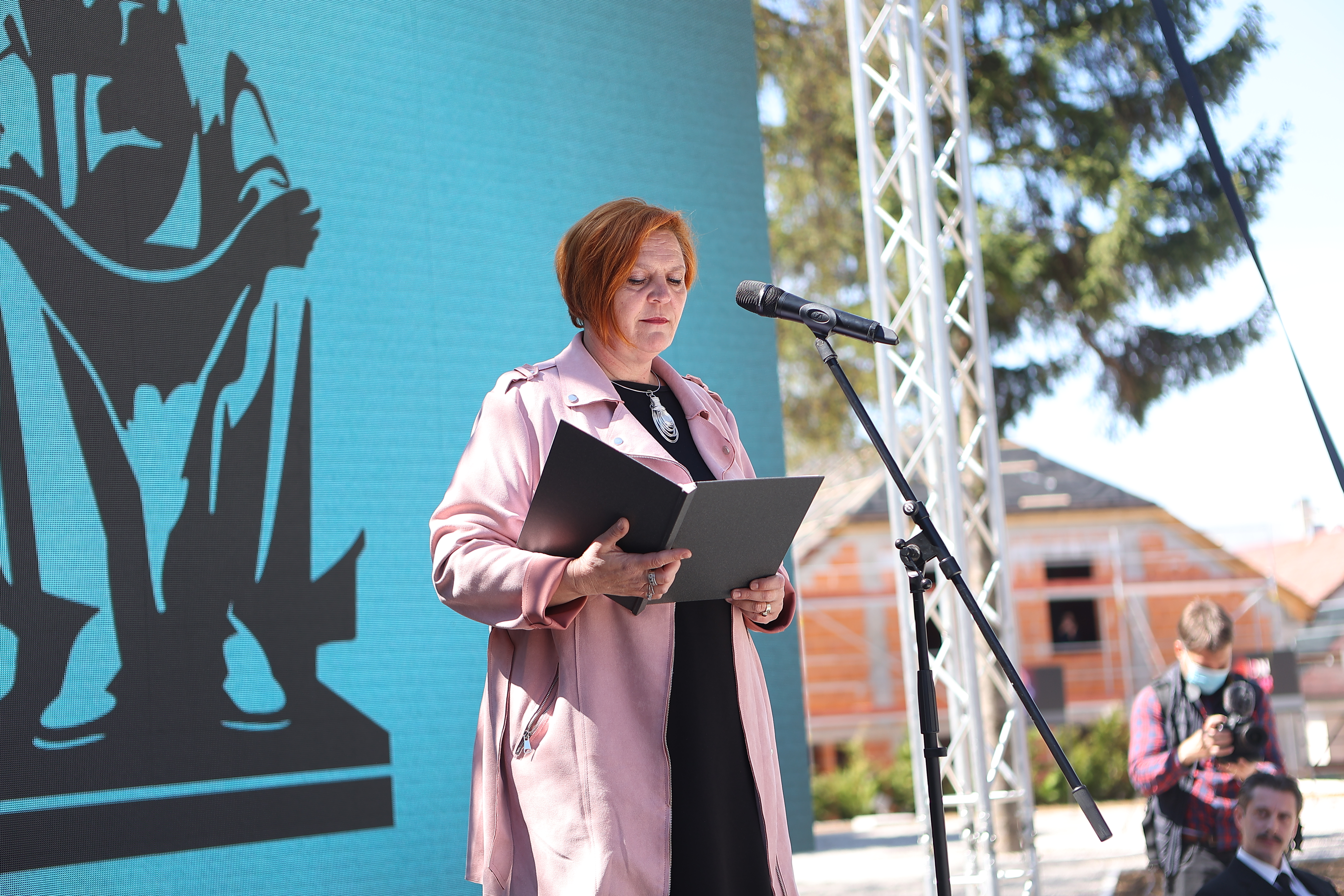 Spomenik Nikole Tesle vratio se u Gospić