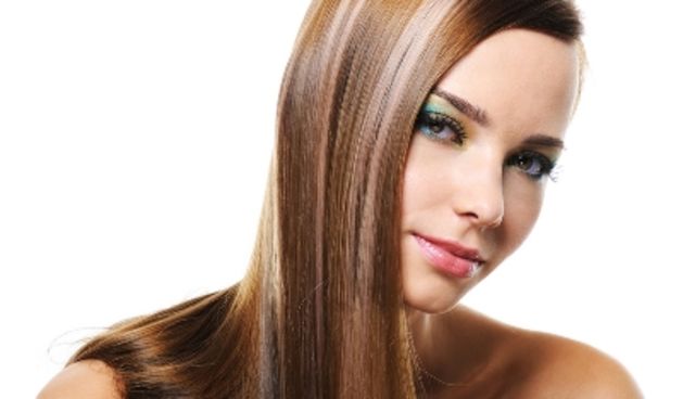 Ravna kosa; ljepota; lice (Metro-portal.hr)