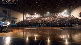 Humanitarno gledanje utakmice Zadar-Cibona u Jazinama Humanitarno gledanje utakmice Zadar-Cibona u Jazinama