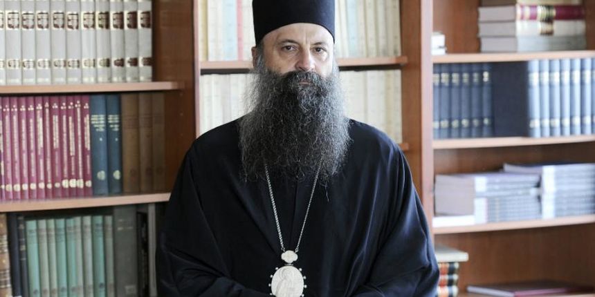 Mitropolit Porfirije služio prvu božićnu liturgiju u hramu Preobraženja Gospodnjeg, foto: balkans.aljazeera.net Mitropolit Porfirije služio prvu božićnu liturgiju u hramu Preobraženja Gospodnjeg, foto: balkans.aljazeera.net