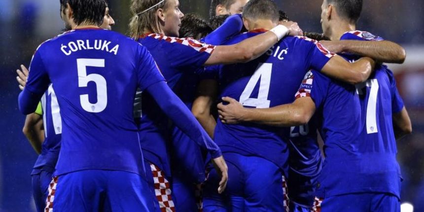 10.10.2015., stadion u Maksimiru, Zagreb – Kvalifikacijska utakmica za odlazak na Europsko nogometno prvenstvo koje ce se odrzati 2016. godine u Francuskoj. Skupina H, Hrvatska – Bugarska. Slavlje igrada nakon pogotka. Photo: Marko Lukunic/PIXSELL