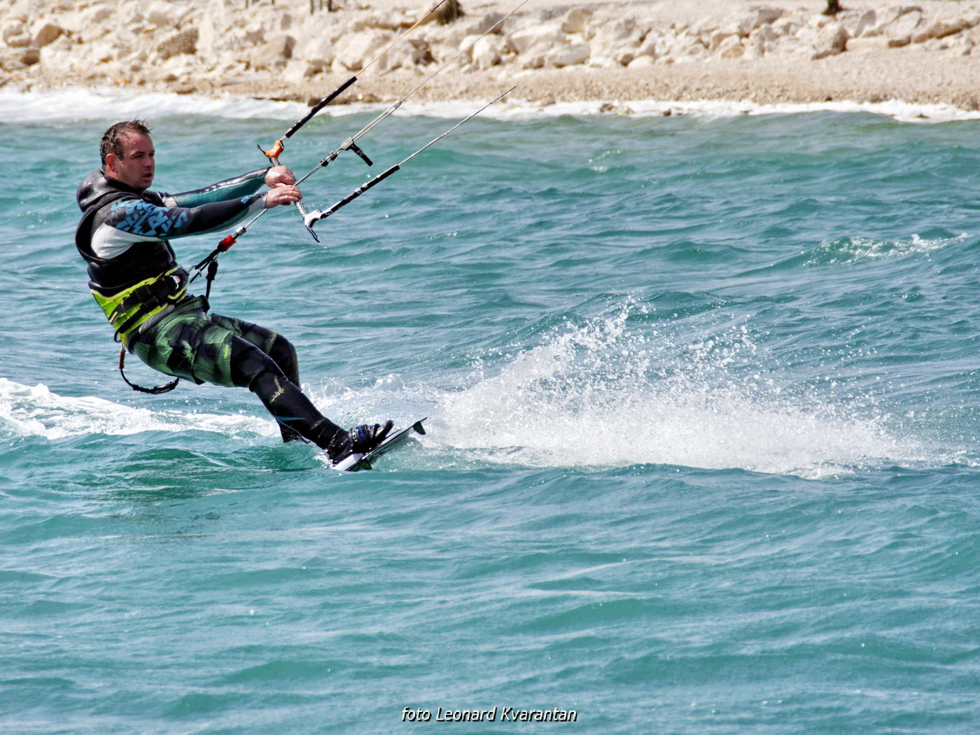 Surferi i kiteri guštali u južini na Boriku Surferi i kiteri guštali u južini na Boriku