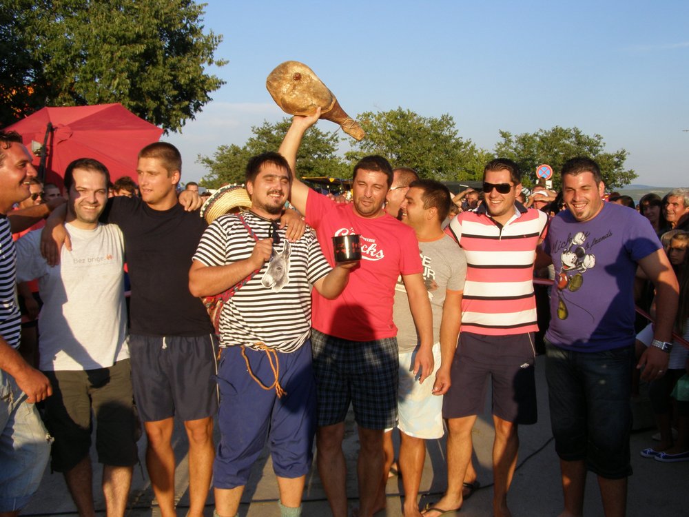 Utrka magaraca u Posedarju, Foto: Josip Prskalo Utrka magaraca u Posedarju, Foto: Josip Prskalo