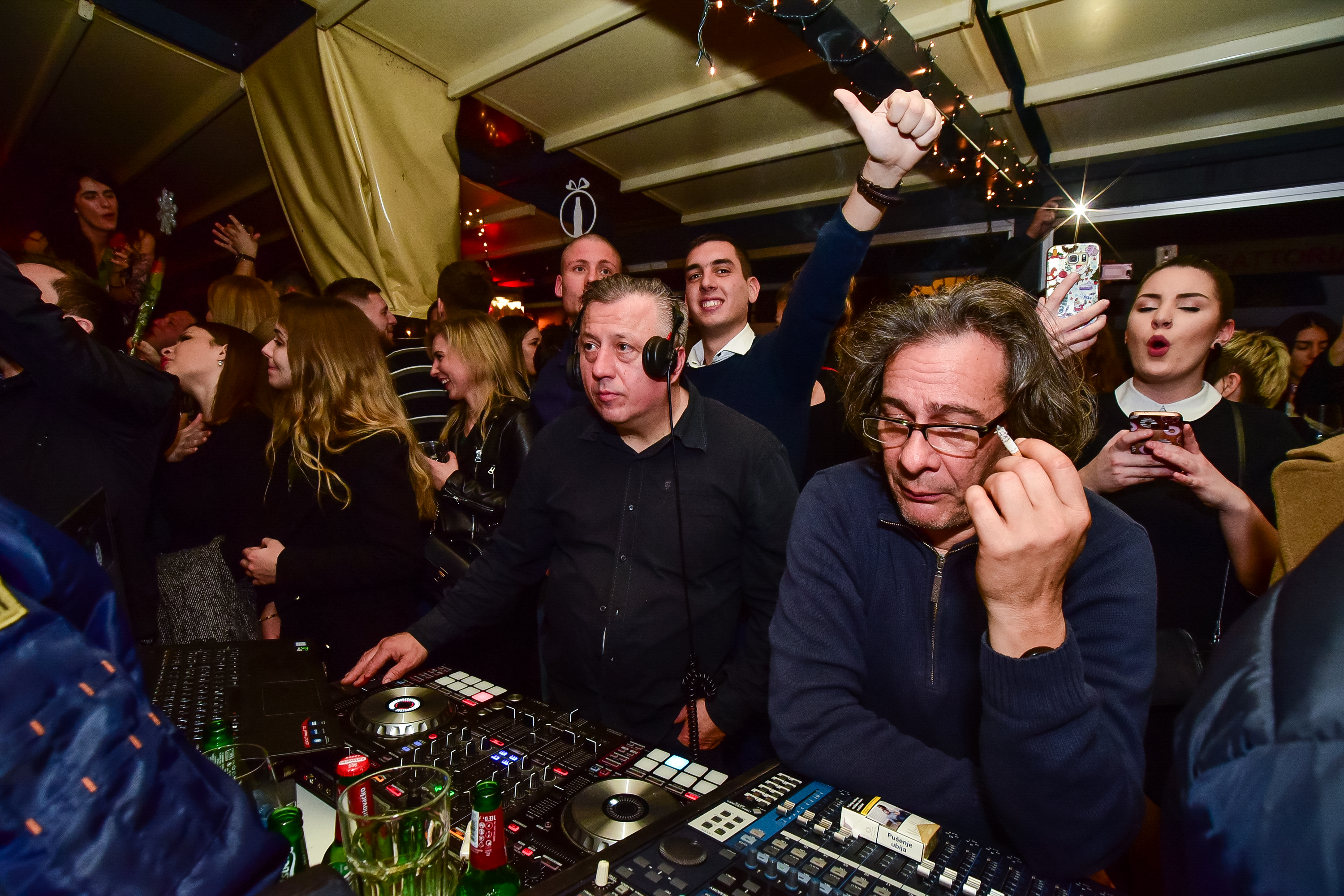 Vesna Pisarović @ Kult Caffe Bar