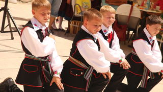 OŠ Zadarski otoci, učenici na Narodnom trgu