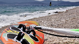 Surferi i kiteri guštali u južini na Boriku Surferi i kiteri guštali u južini na Boriku