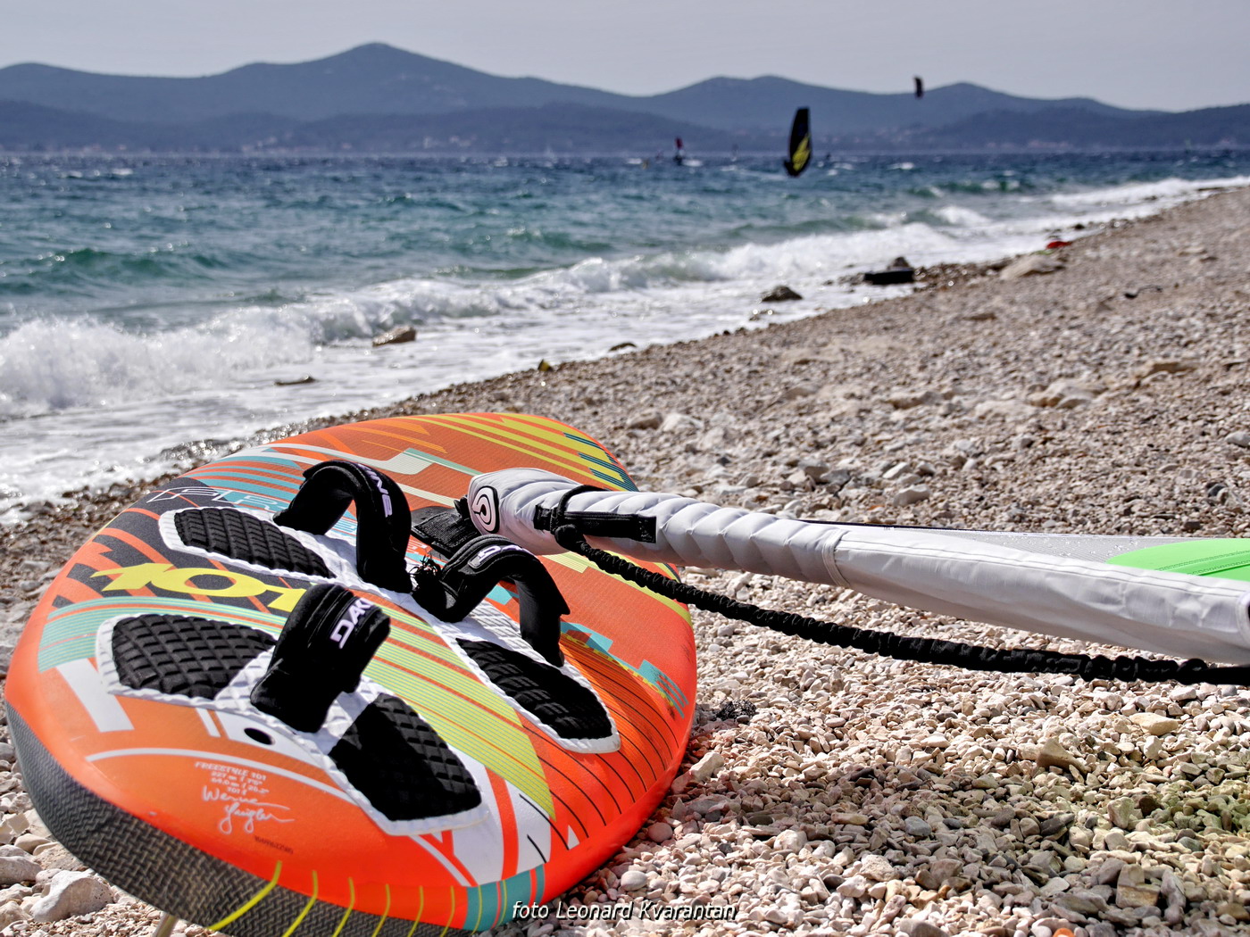 Surferi i kiteri guštali u južini na Boriku Surferi i kiteri guštali u južini na Boriku