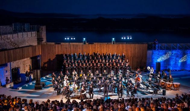 Queen symphony Zagreb classic