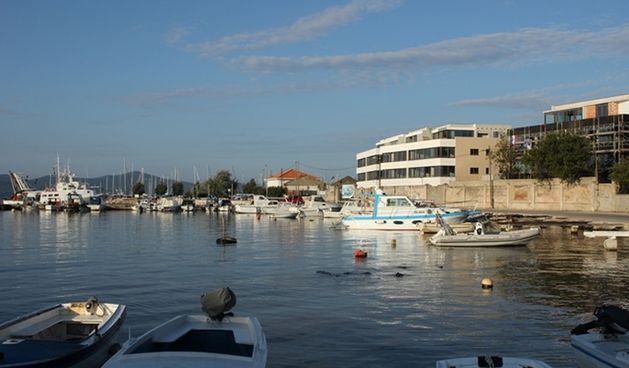 Gradonacelnik u obilasku-radovi, Trpimirova obala