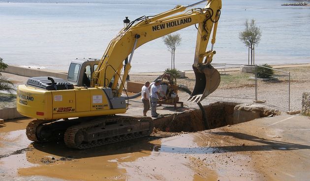 Na Viru nastavljeni radovi na izgradnji kanalizacije i vodovoda (Foto: Ernest K.)