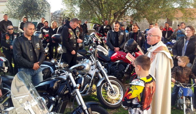 Blagoslov motora MK “Duhovi” u Biogradu na Moru