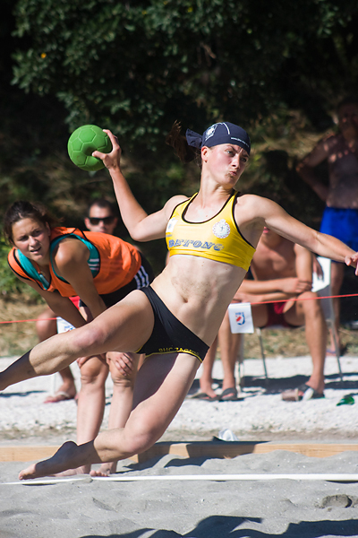 Turnir u rukometu na pijesku na Kolovarima (foto:Saša Čuka)