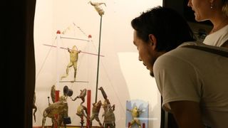 Zbirka od 500-tinjak prepariranih zaba u ljudskim situacijama, smjestena u bivsem kinu Tesla, prema rijecima vlasnika Ivana Medveseka, ne naliazi na dovoljno zanimanje institucija RH pa bi uskoro trebala preseliti u London. Photo: Ivo Cagalj/PIXSELL Zbirka od 500-tinjak prepariranih zaba u ljudskim situacijama, smjestena u bivsem kinu Tesla, prema rijecima vlasnika Ivana Medveseka, ne naliazi na dovoljno zanimanje institucija RH pa bi uskoro trebala preseliti u London. Photo: Ivo Cagalj/PIXSELL