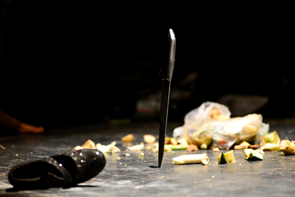 “Ana i Ona” naziv je predstave čijom je premijerom sinoć u zadarskom Kazalištu lutaka započela umjetnička revija pod nazivom “Nosi se Teatro Verrdi”.