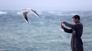 Zadar: Surferi uživaju u valovima koje je prouzročilo snažno jugo, Photo: Filip Brala/PIXSELL