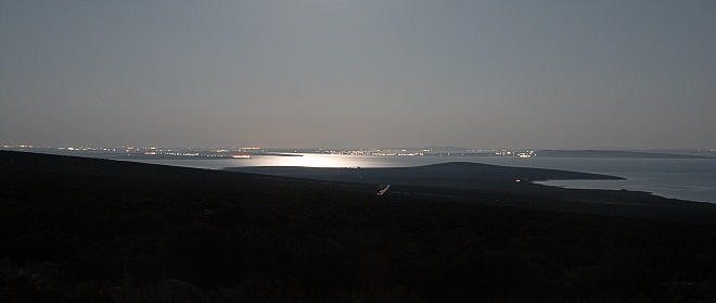 Image 1208355 (auto)