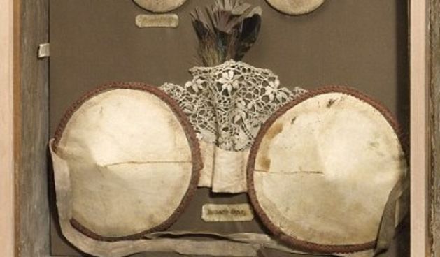 Prvi push-up grudnjak (Foto: Science Museum)