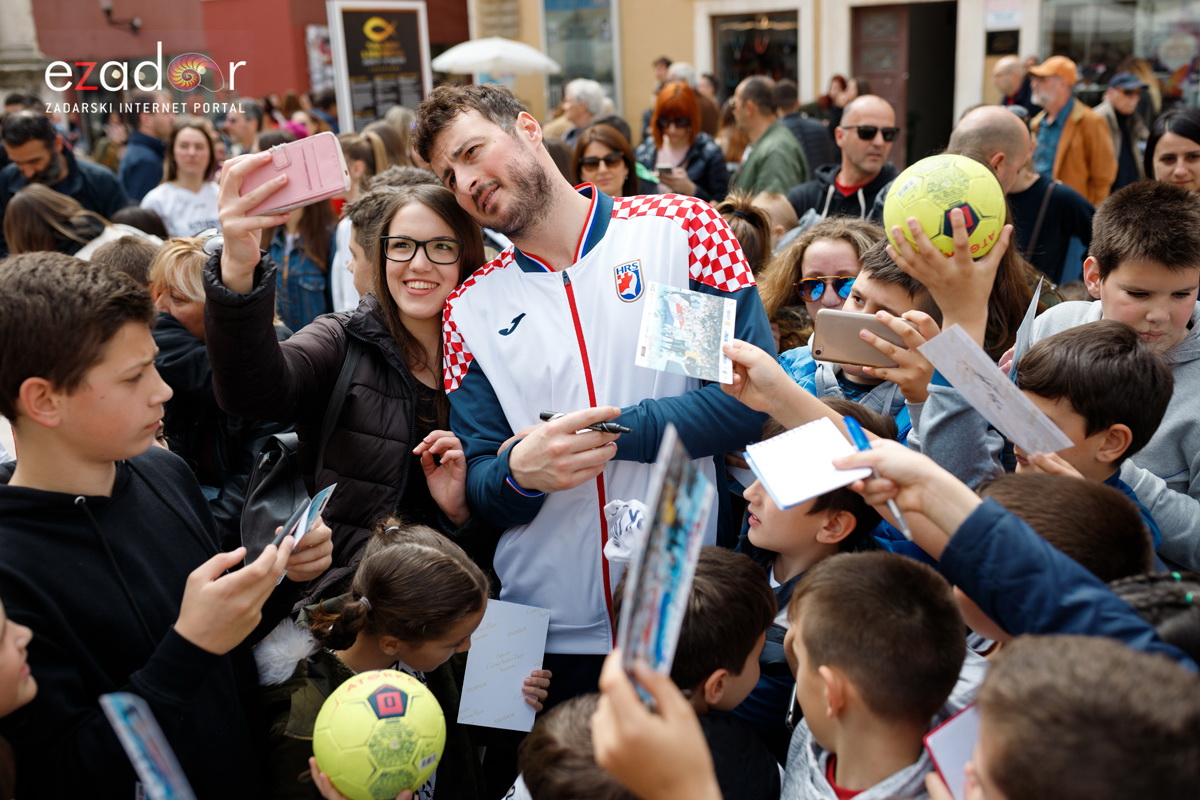 Đir po gradu, subotnja špica 13. travnja 2019. Đir po gradu, subotnja špica 13. travnja 2019.