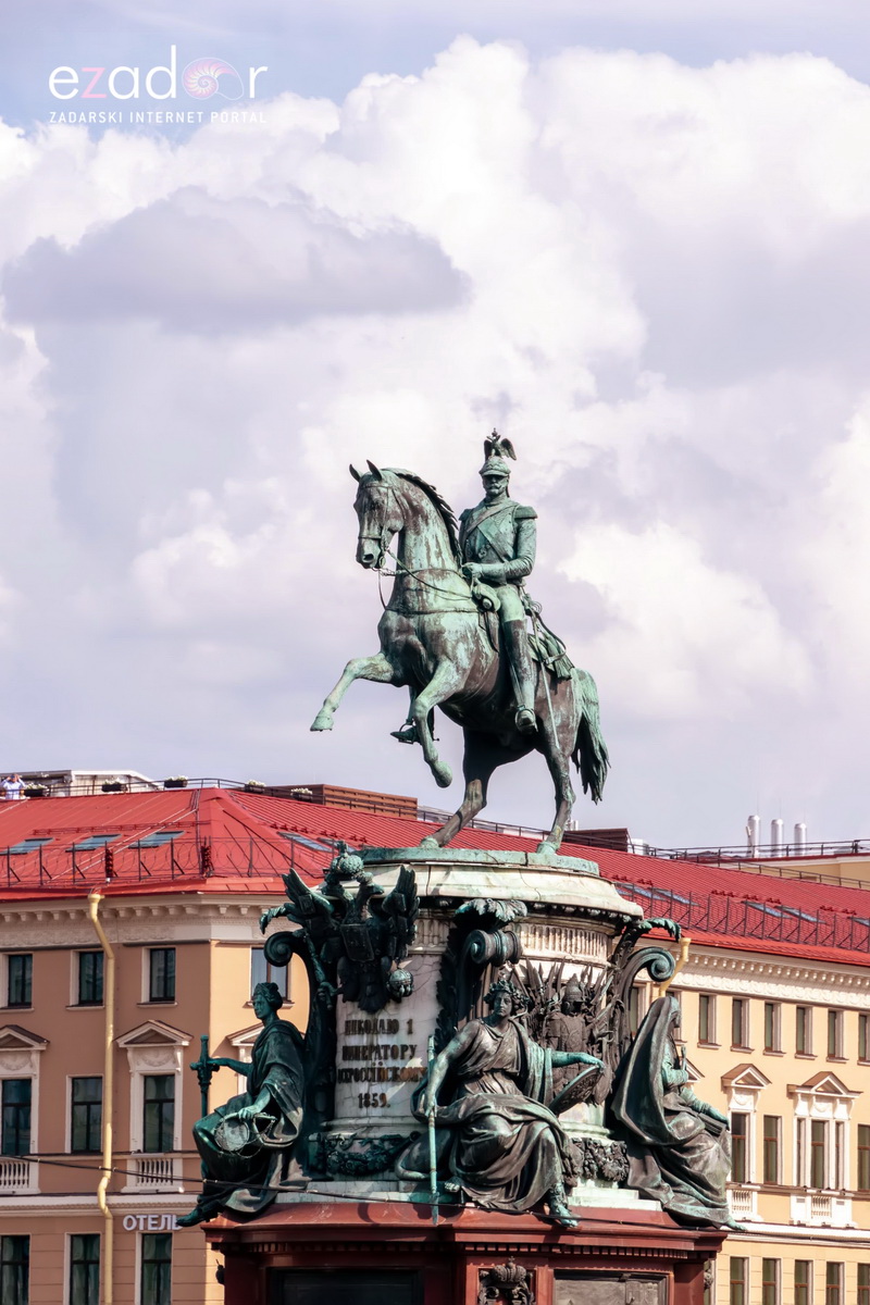 Đir po čudesno lijepom St. Petersburgu Đir po čudesno lijepom St. Petersburgu