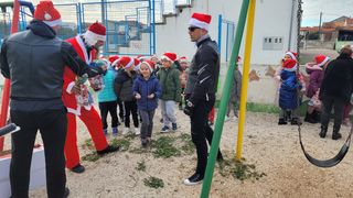 Bibinje: Moto mrazovi razveselili mališane Bibinje: Moto mrazovi razveselili mališane