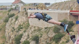 Otvorena sezona bungee skokova s Masleničkog mosta