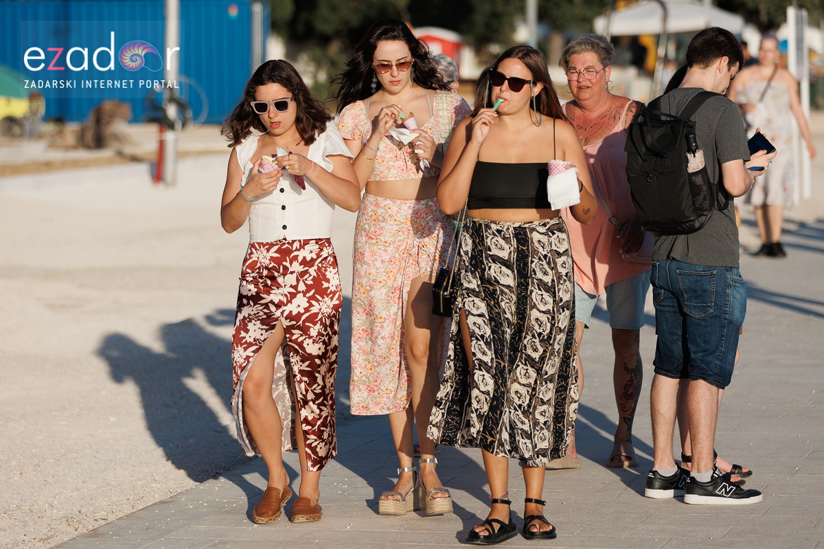 Večernji đir po gradu 18. lipnja 2024. Večernji đir po gradu 18. lipnja 2024.