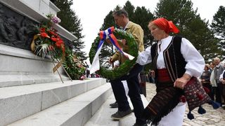 Srb: Polaganjem vijenaca obilježena obljetnica Dana ustanka naroda Like, Photo: Dino Stanin/PIXSELL