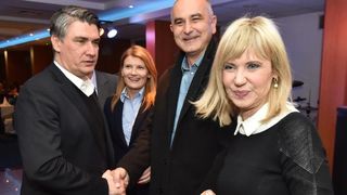 Drženje zadarskih SDP-ovaca u hotelu Kolovare. Foto: Dino Stanin/PIXSELL