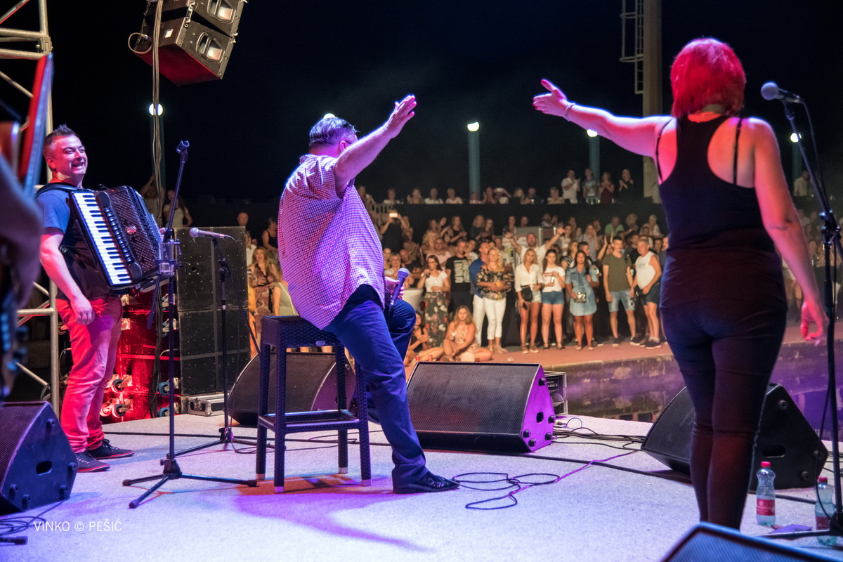 Halid Bešlić @ Bazen Ilirije u Biogradu n/M Halid Bešlić @ Bazen Ilirije u Biogradu n/M