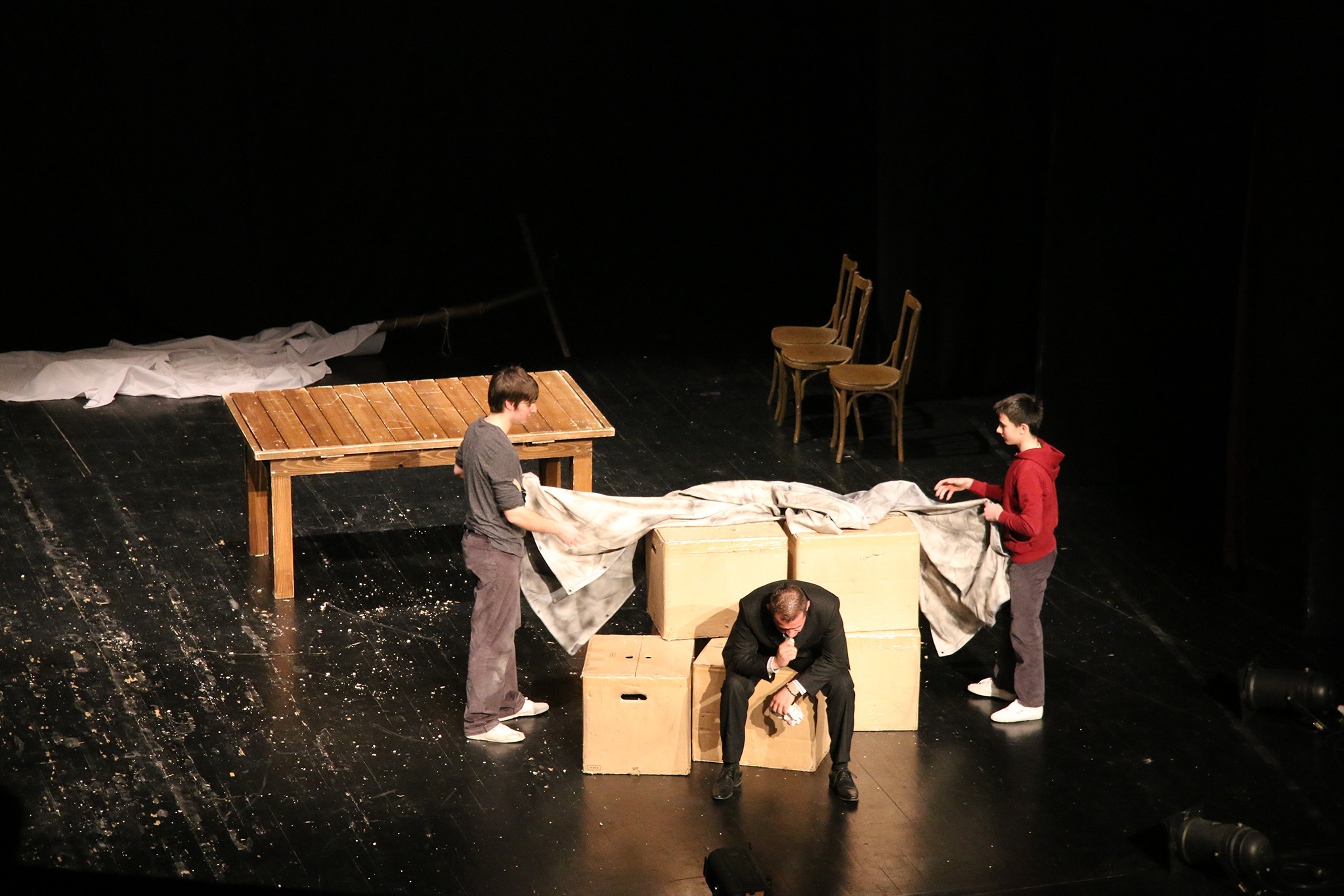 Predstava godine “260 dana” u HNK Zadar Predstava godine “260 dana” u HNK Zadar