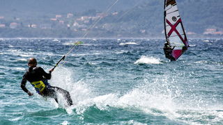 Surferi i kiteri guštali u južini na Boriku Surferi i kiteri guštali u južini na Boriku