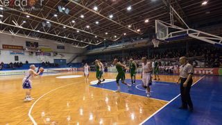 Fešta u povodu 80. rođendana Pina Giergie: Vetarani KK Zadar – Veterani KK Olimpija Fešta u povodu 80. rođendana Pina Giergie: Vetarani KK Zadar – Veterani KK Olimpija