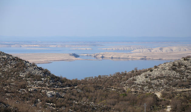 Ako ste u mogućnosti za mali izlet, posjetite Stap – veliko krško polje na Južnom Velebitu, na 960 m visine, foto: Vedran Penga