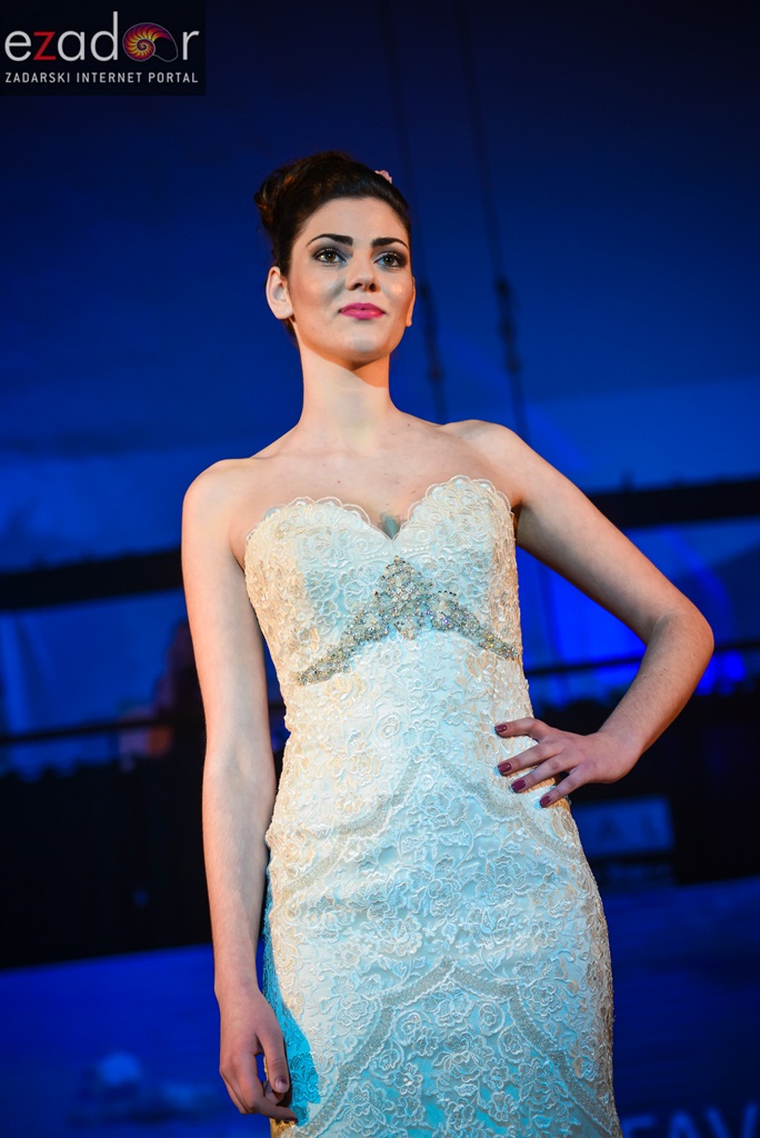 10. Festival vjenčanja: Modna revija vjenčanica i revija cvijeća 10. Festival vjenčanja: Modna revija vjenčanica i revija cvijeća