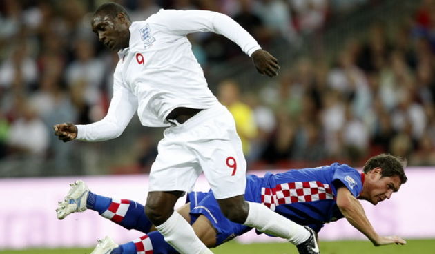 London, 090909.
Stadion Wembley.
Kvalifikacijska nogometna utakmica grupe 6 za Svjetsko prvenstvo u Juznoj  Africi 2010.
Utakmica Engleska – Hrvatska.
Emilie Heskey i Ivan Krizanac.
Foto: Ronald Gorsic / CROPIX