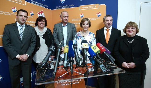 Zagreb – U sredisnjem uredu HNS-a Predsjednica HNS-a Vesna Pusic je na konferenciji za medije predstavila clanove koji su iskazali zelju za kandidiranjem za vodece pozicije na predstojecim unutarstranackim izborima u HNS-u. Photo: Sanjin Strukic/PIXSELL A