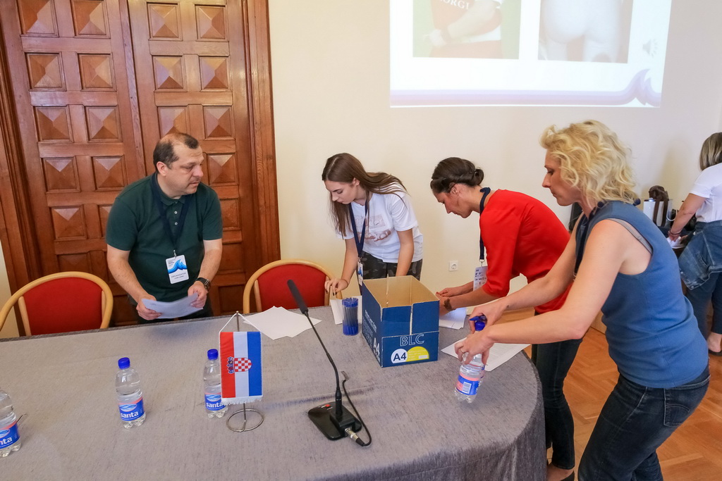 Memorijal Mirko Miočić: registracija natjecatelja i individualni kviz Memorijal Mirko Miočić: registracija natjecatelja i individualni kviz