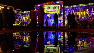Festival svjetla – Instalacija Odd Dynamics na pročelju muzeja Mimara